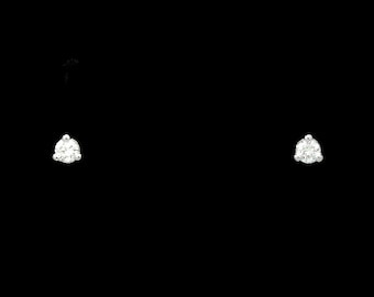 14k White Gold 0.10 CTW Diamond Stud Earrings