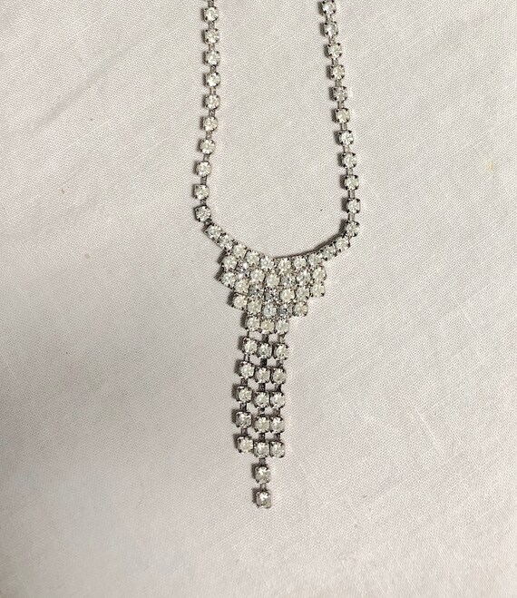 Vintage Clear Rhinestone Necklace with a Center Dr
