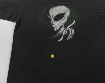 Vintage 1995 Fashion Victim Alien T-shirt Size XL #VT88 - Etsy