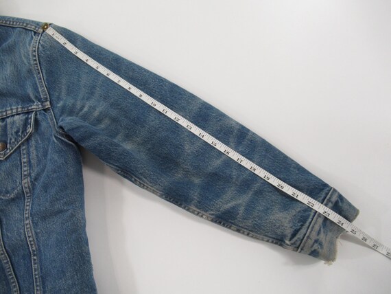 Vintage 70s Levi’s Sherpa Lined Denim Jacket Size… - image 4