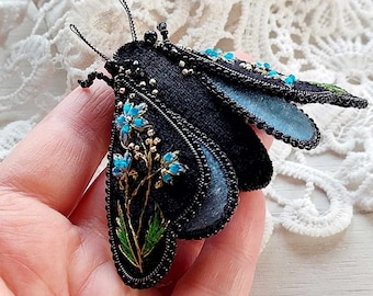 Butterfly brooch Moth brooch for women Black blue butterfly pin gift for mom Bug pin gift for sister Insect jewelry Nature lover gift