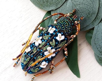 Green Beetle Brooch Cockroach Bug Pin Insect Gift  for Sister, Wife or Friend Stag Beetle Jewelry Nature Art Brooch Animal Bug Gift for Her