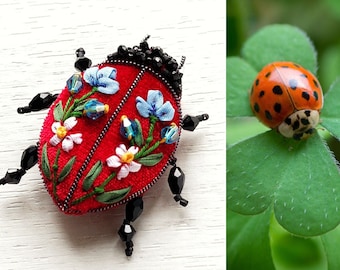 Lady bug brooch for women Insect jewelry pin Beetle brooch Bug jewelry for mom Birthday gift for wife