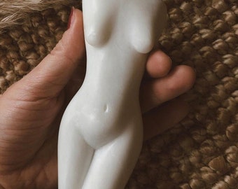 Sculpture woman