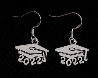 Pretty 2019 Graduation Cap Necklace and Earrings Set 