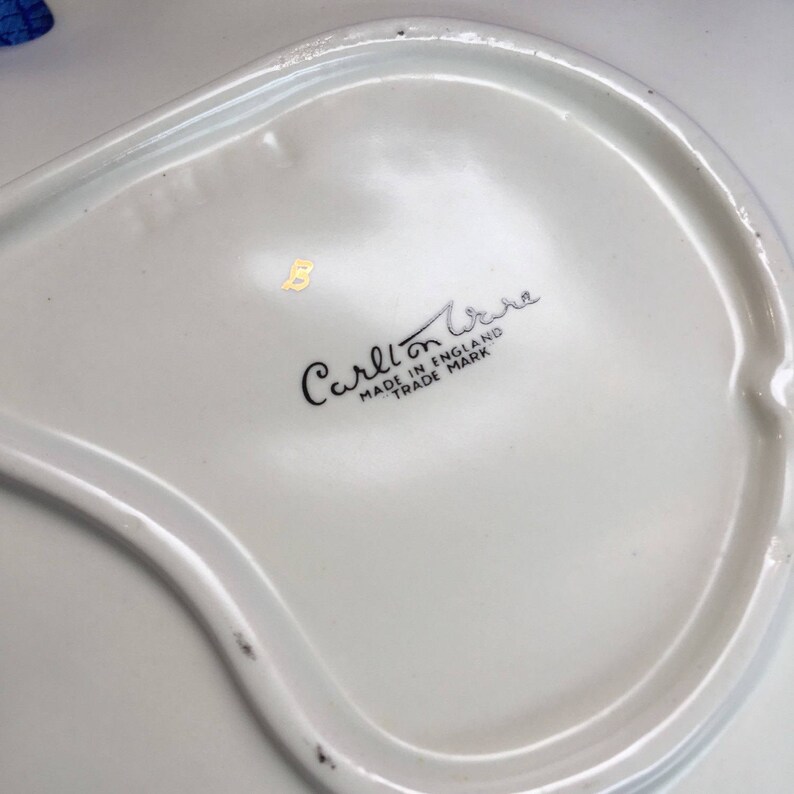 9 Carlton Ware Vintage Ivory Bone China Leaf Serving Dish England