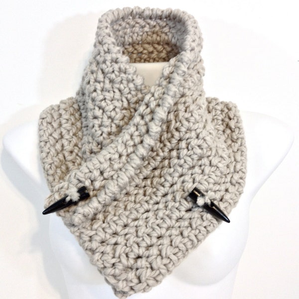 Linen Chunky Cowl Scarf Wool Neutral Off White Thick Wool Wood Button Up Cowl Crochet Neck Warmer Women Winter Scarves Wool Neckwarmer Bulky
