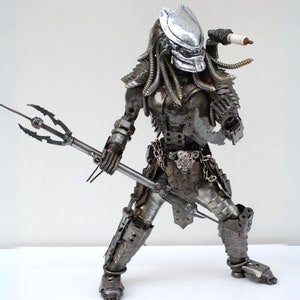 Predator scrap metal art - Etsy 日本