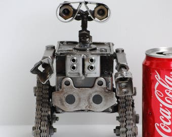 Wall E (Big) Scrap metal Sculpture, Gift For Anniversary, Cool Birthday gift for husband, cool gift for her, cool gift for Dad, gift for son