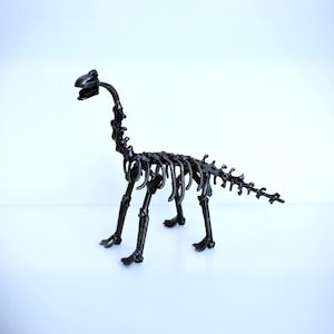 Dinosaurier (B) Altmetallskulptur, coole Geschenke für Mama, perfektes Geburtstagsgeschenk, coole Jahrestagsgeschenke für sie, Wow Arbeitstag Geschenk für Papa