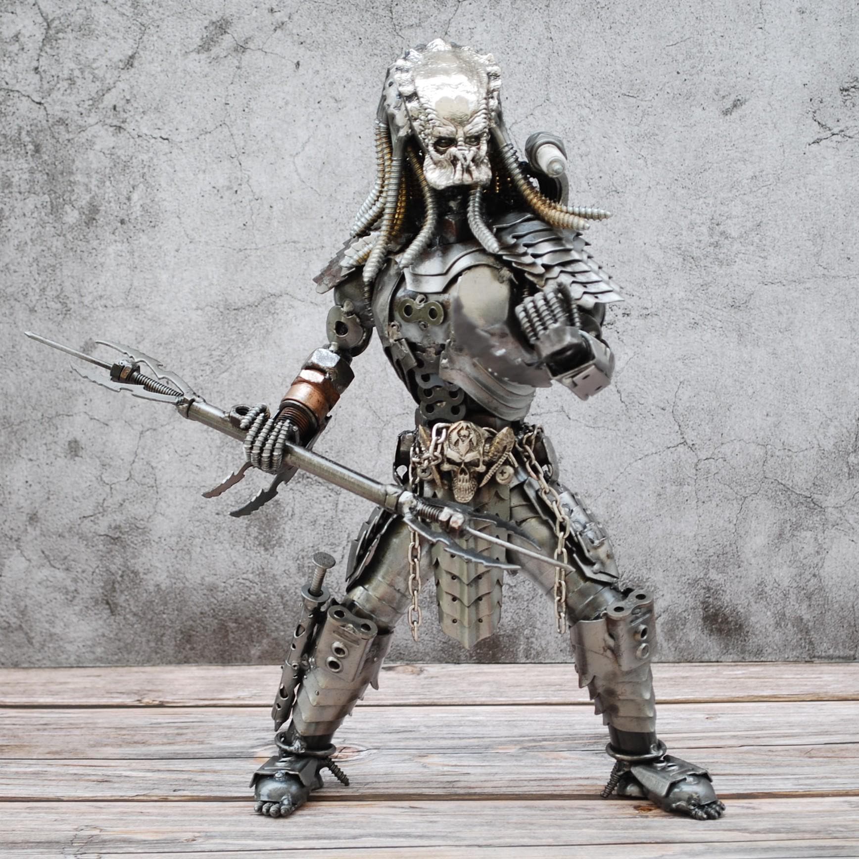 Predator scrap metal art - Etsy 日本