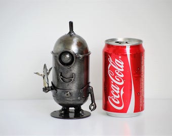 Mini robot Scrap Metal Sculpture, Handmade Gift For Anniversary, Gift For Birthday, Creative wedding gift, Cool Mother's day gift for her