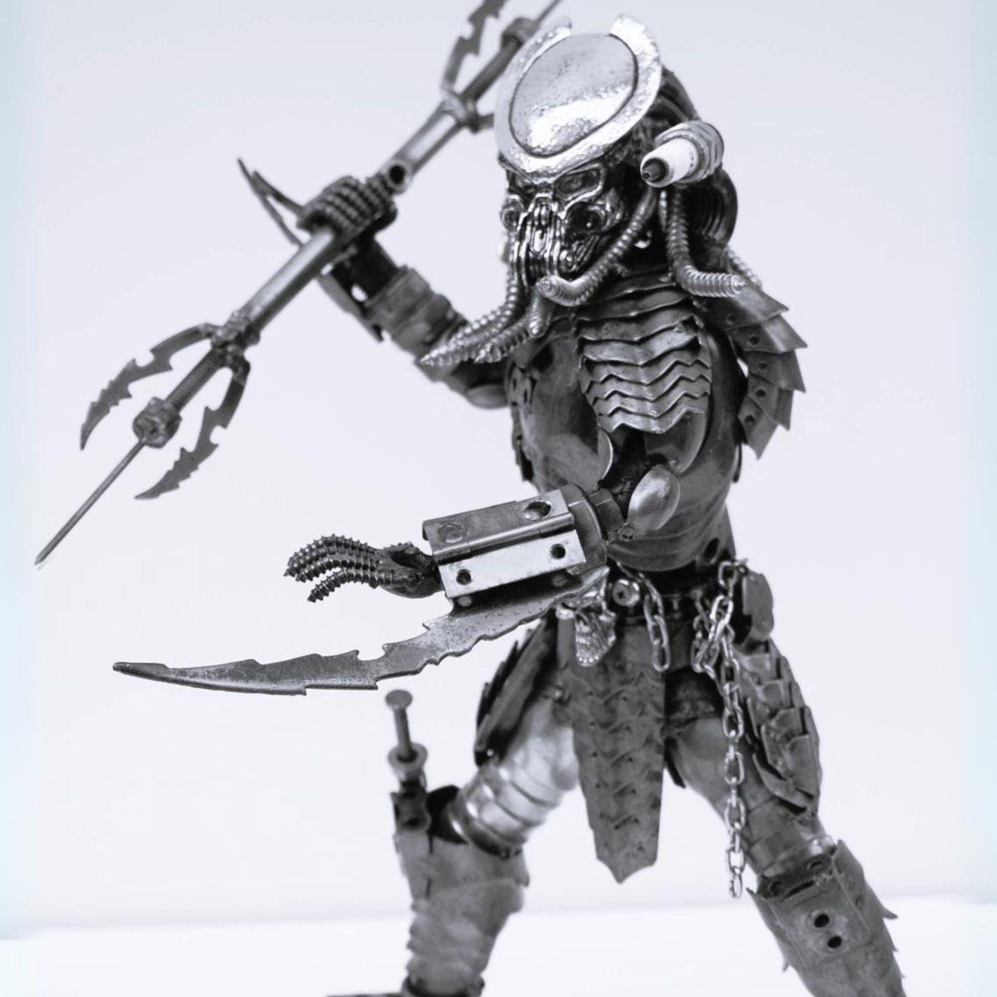 Predator scrap metal art - Etsy 日本