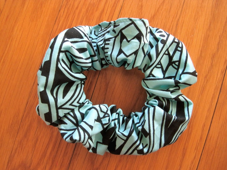 Hawaiian Scrunchie Aqua BLUE with BLACK Tribal Tapa Tattoo image 0