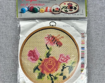 Vintage Rattan Wall Plaque Cross Stitch Kit