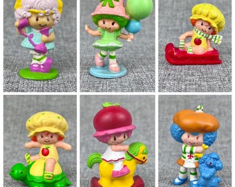 Vintage 80’s Strawberry Shortcake PVC Strawberryland Miniatures Mini Figures Figurines