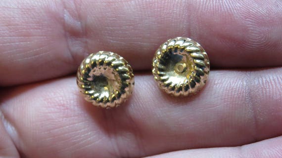 14k Gold Post Stud Earrings, Vintage 14k Gold Ear… - image 5