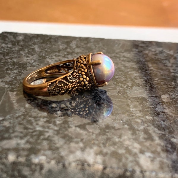 Mauve Freshwater Pearl Grade AAA and Gold Statement Cocktail Ring US Size 7