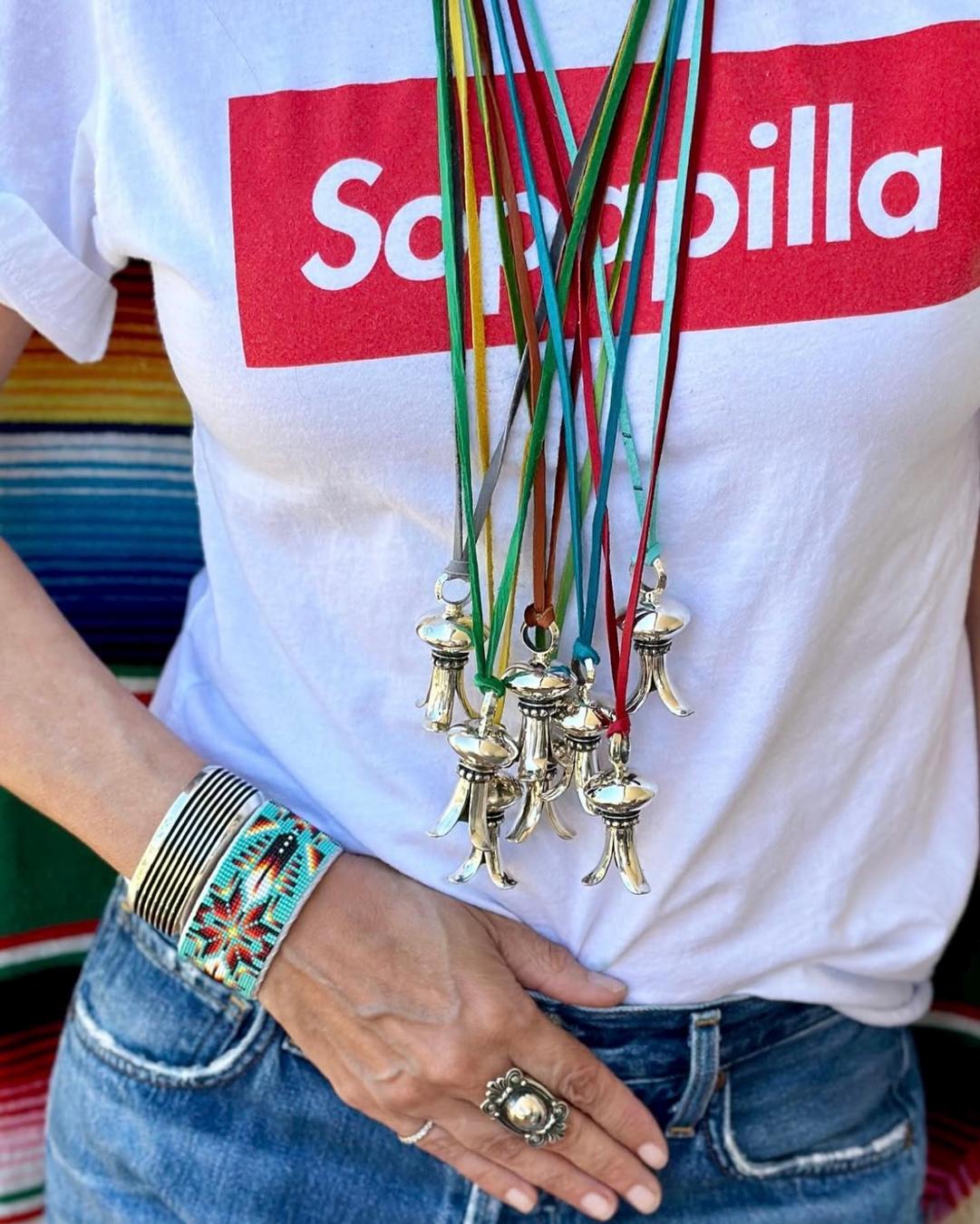 レザーコード付きスカッシュブロッサムペンダント - Etsy 日本