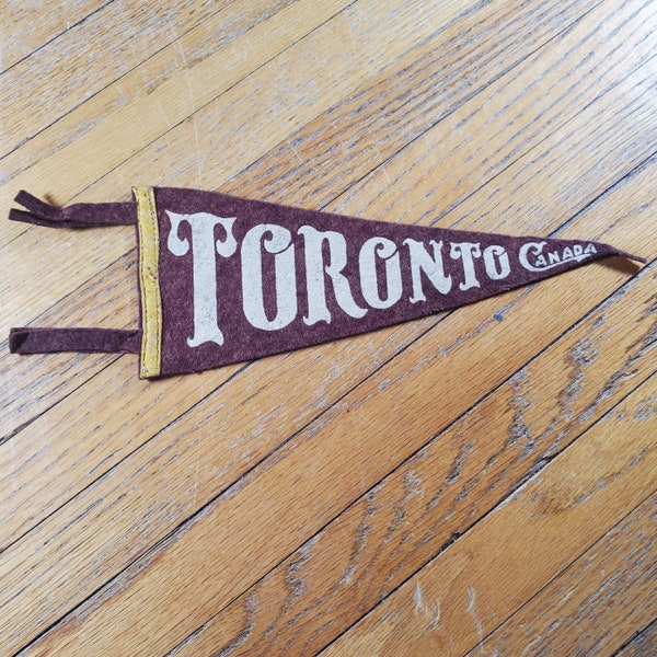 Vintage Pennant - Toronto, Ontario