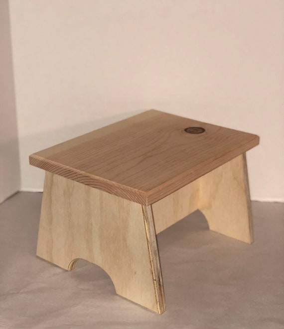 Farmhouse Step stool// Step stool// youth stool// personalized stool//kids step stool// kitchen stool// children's step stool