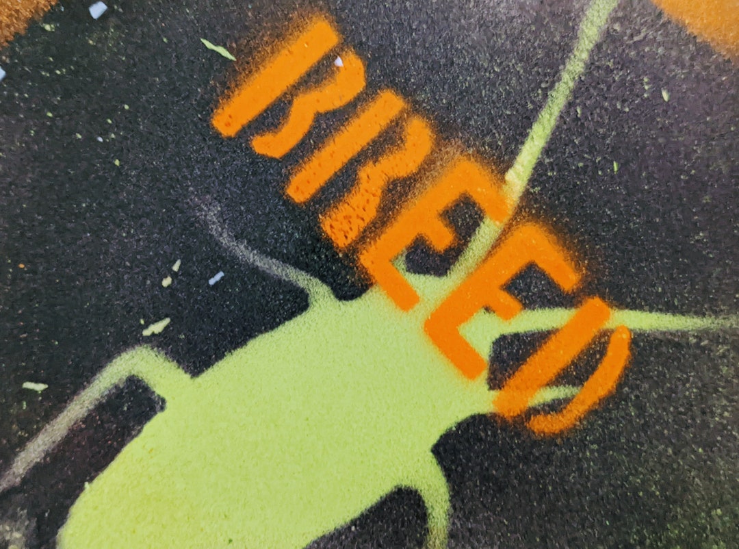 Cockroach Sticker breed Spray Paint Handmade Design Inhaling Toxic