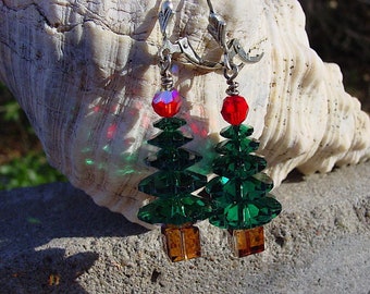 Orecchini albero di Natale verde, orecchini di Natale in cristallo Swarovski, fili per orecchini in argento sterling, orecchini per le feste, orecchini albero di Natale