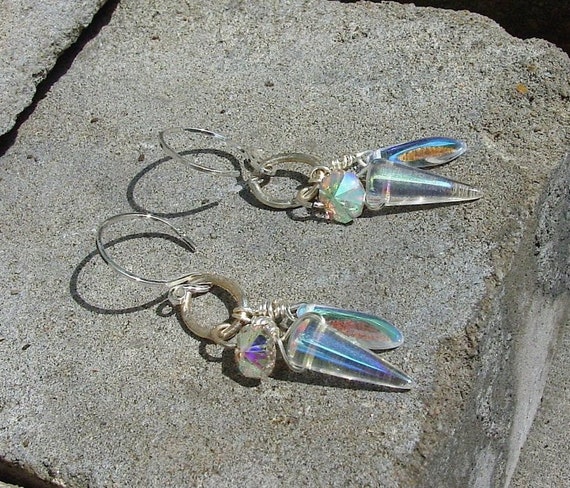 ORECCHINI IN QUARZO TRASPARENTE - Orecchini in argento sterling con cristallo di quarzo trasparente - Orecchini pendenti in cristallo - Orecchini di protezione - Gioielli ad alta vibrazione - Italia