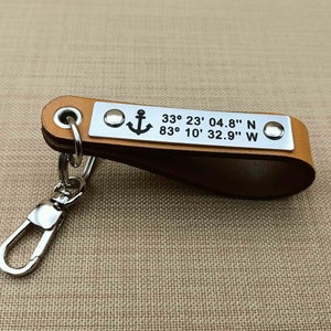 Coordinates Keychain - Latitude Longitude - Long Distance Gift for Man - Anniversary Gift for Him - Custom Leather Keychain Engraved Gift