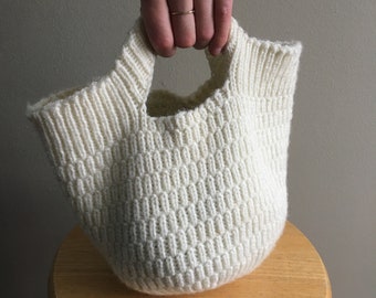 The Basket Bag | PDF Knitting Pattern | Simple beginner knitting pattern