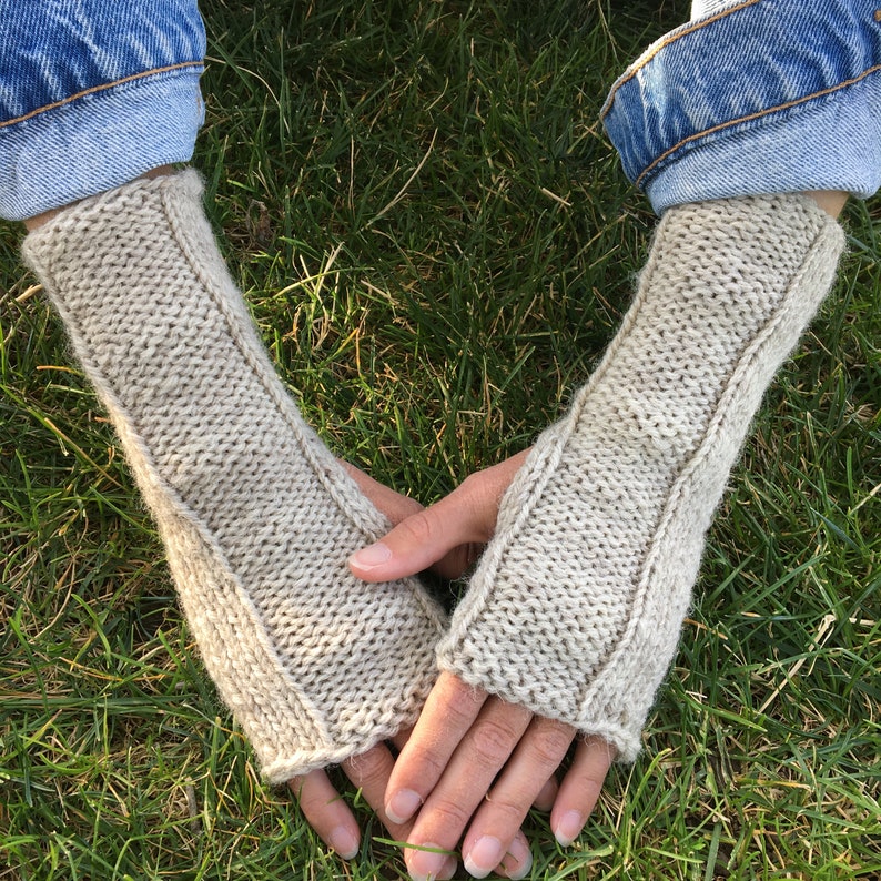 The Perfect Fingerless Gloves Knitting Pattern PDF Knit Mittens, Fingerless Gloves, Mitts image 3