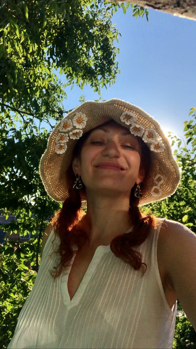 Daisy hat, Crochet Hat, sun Hat image 9