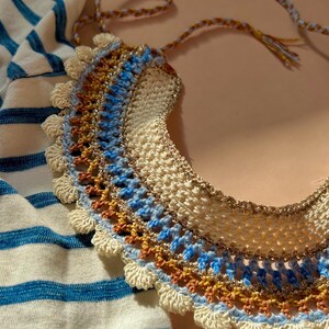 Crocheted cotton choker sand-blue-gold