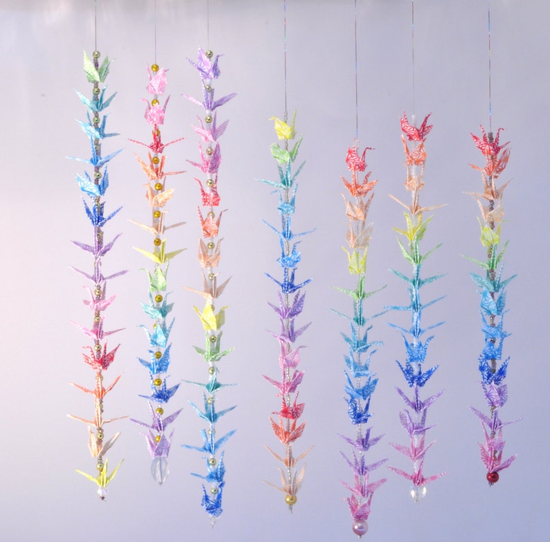Unique 15 grue arc en ciel Origami chaînes avec perles, décoration colorée, cristaux de Swarovski image 1