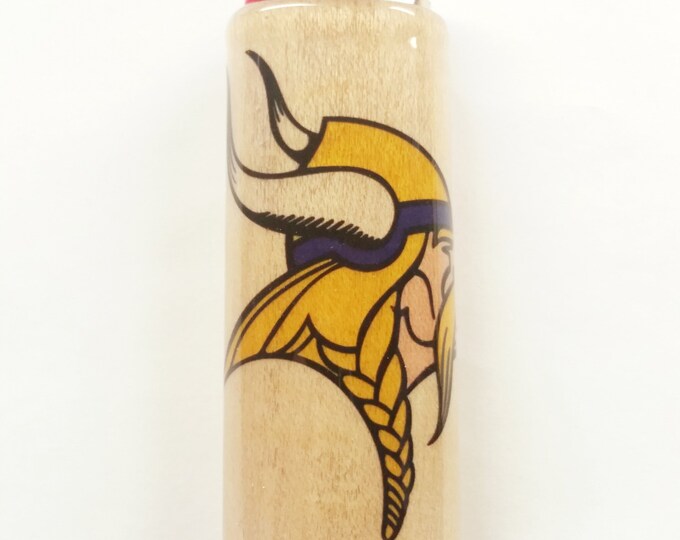 Patriots wooden BIC lighter case