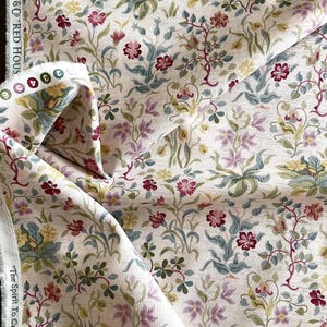 Red House  PWWM119  SM Flowers by May  Rose   The Original Morris & Co  for Free Spirit