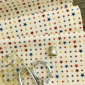 American Rustic 06340 - 07  Tiny Stars Cream  Benartex