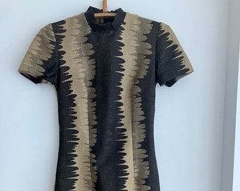 Vestido midi vintage de los años 70 con estampado de crimplene: brocado retro dorado, talla XS