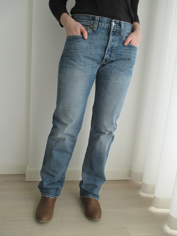 31 32 levis