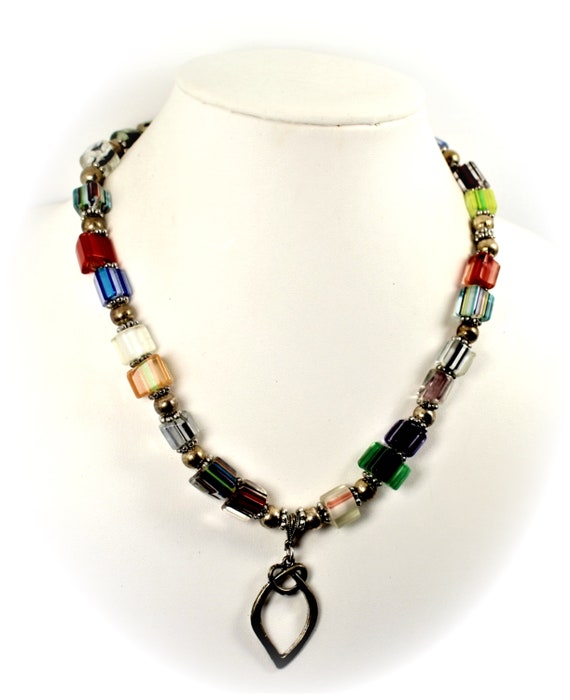 Vintage Necklace Art Glass bead necklace Rainbow … - image 3