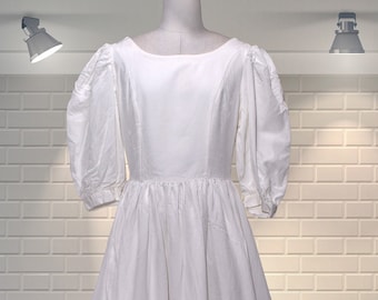 ELEGANT Vintage Victorian Edwardian Style Wedding Dress LAURA ASHLEY - Huge Puff Sleeves - Wrap Back - U.K 8 Made in G.B. Label