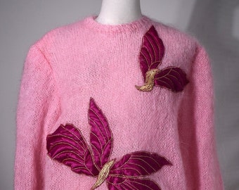 AMAZING VINTAGE 1980s Cute Pink Fuzzy Fluffy Mohair Handknit Jumper - Wonderfully Kitschy - Med