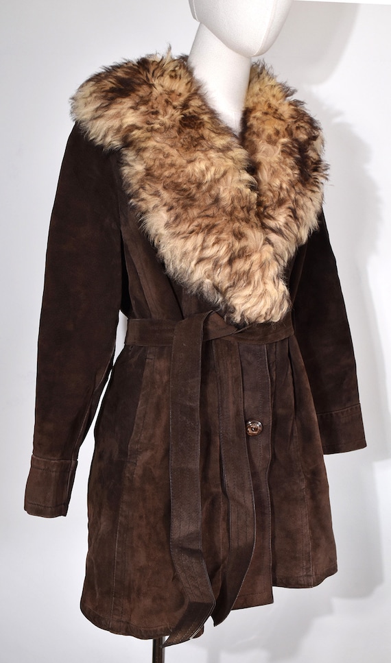 Fabulous Vintage Belted Big Suede and Faux Fur Co… - image 2