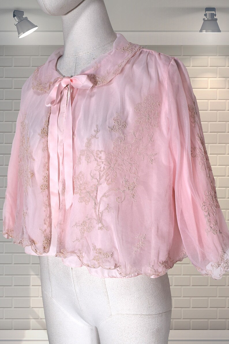 Vintage 1950s BEAUTIFUL Layered Embroidered Nylon Bed Jacket Designer Odette Barsa Bed Jacket