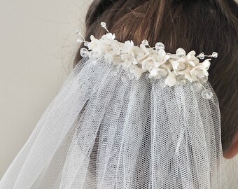 Wedding veil with flower bead comb. Statement ivory wedding veil for a bohemian bride.