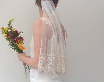 Voile de mariage bohème, voile de dentelle, voile de fleurs, fleur de mariée, voile de coude, voile du bout des doigts, voile de bohème, voile de bohème, voile ivoire, voile original