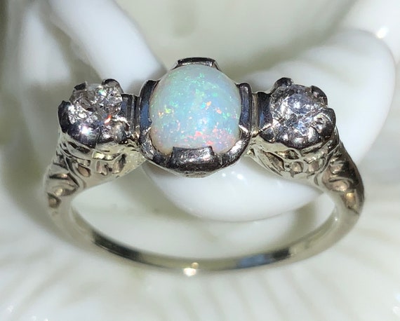 Antique 18K OPAL DIAMOND RING, Size 5 1/4 - image 1