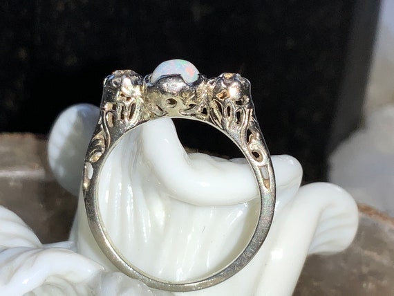 Antique 18K OPAL DIAMOND RING, Size 5 1/4 - image 3