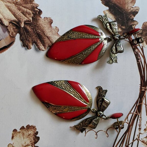 RED BULB Earrings | RETRO 1950's Christmas | Red Enamel & Gold Bow | Art Deco Style | Pressed Metal | Festive Stocking Stuffer | 2-1/4"