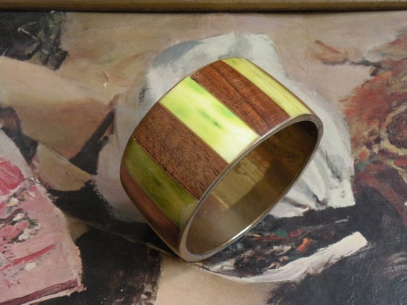 Wood Inlay Bangle | VINTAGE 1970s Brass, Teak | L… - image 2